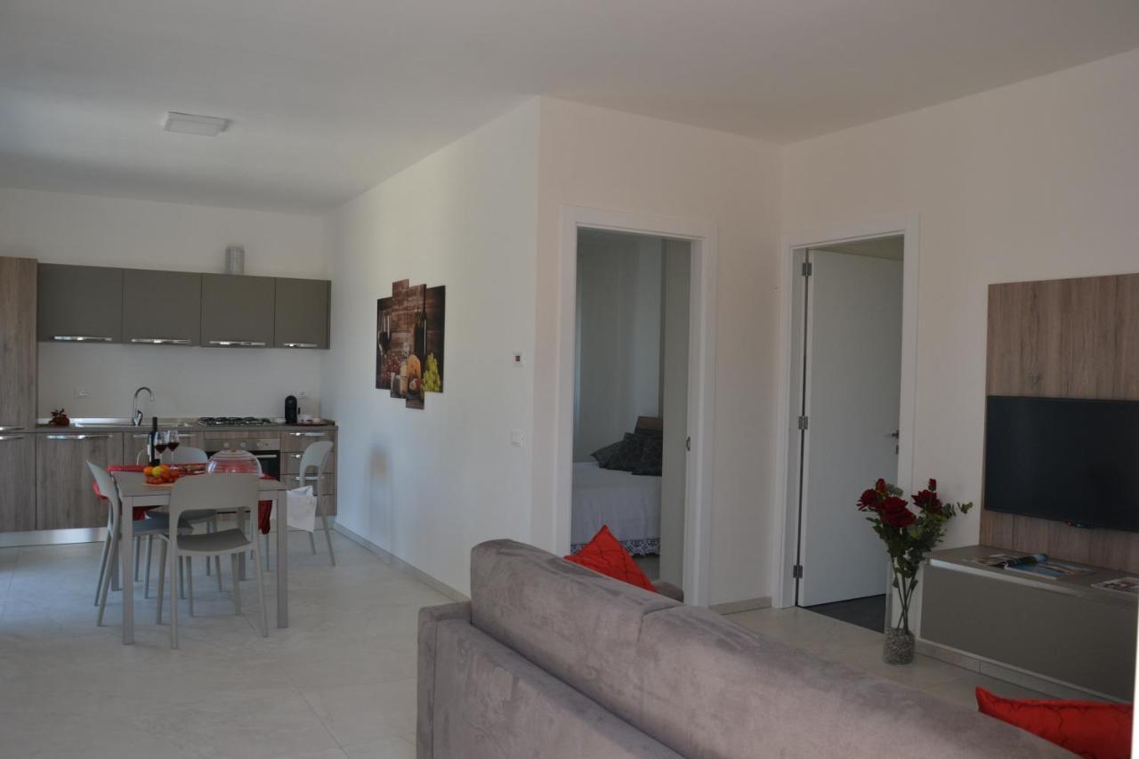לוקורוטונדו Il Tramonto Apartment - Villaggio Di Mary מראה חיצוני תמונה
